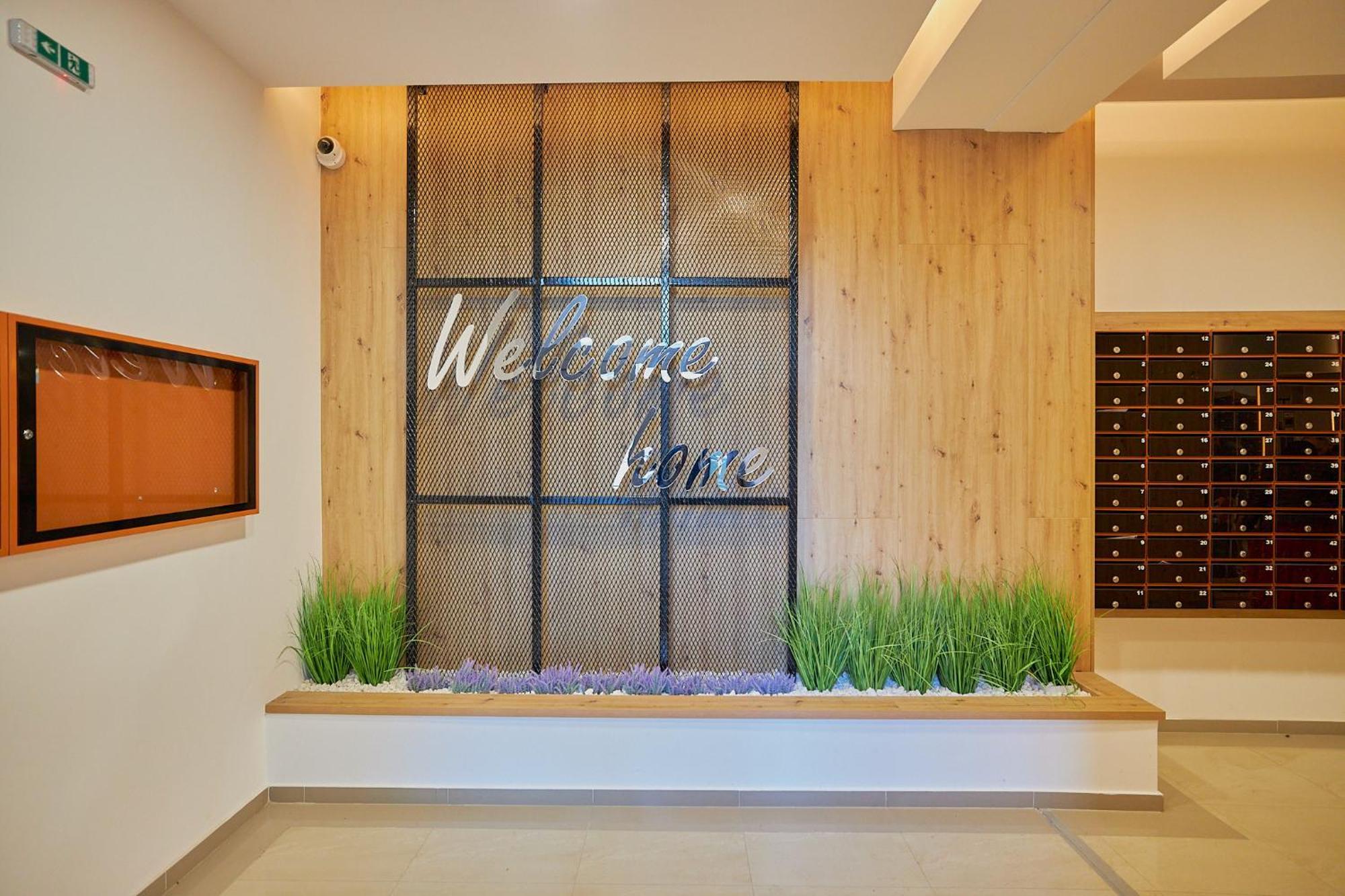 Cozy Collection Apartments At Palas Mall Iasi Bagian luar foto